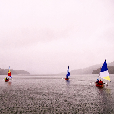 Back supoprt in a sailng canoe